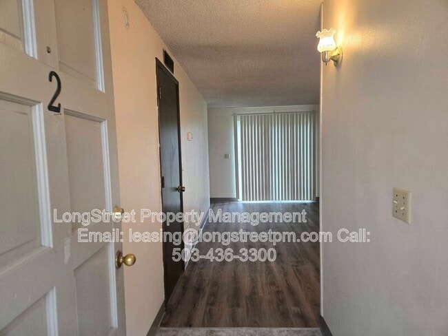 Photo - 2145 NW Highland Dr Unit 2