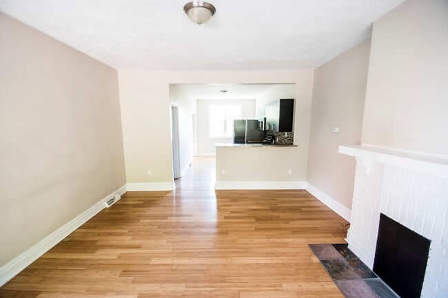 Photo - 2619 Josephine St