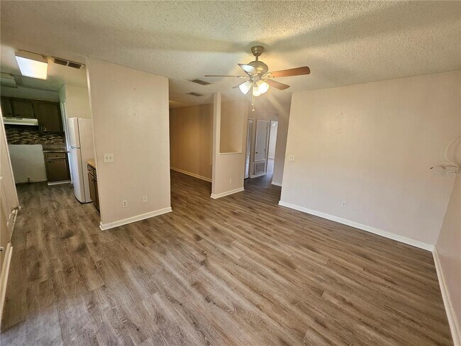 Photo - 4136 Pershing Pointe Pl Unit 4