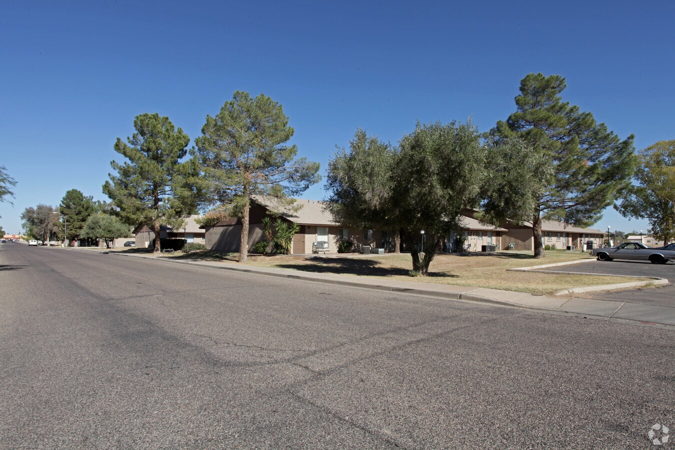 Photo - Kachina Apartments
