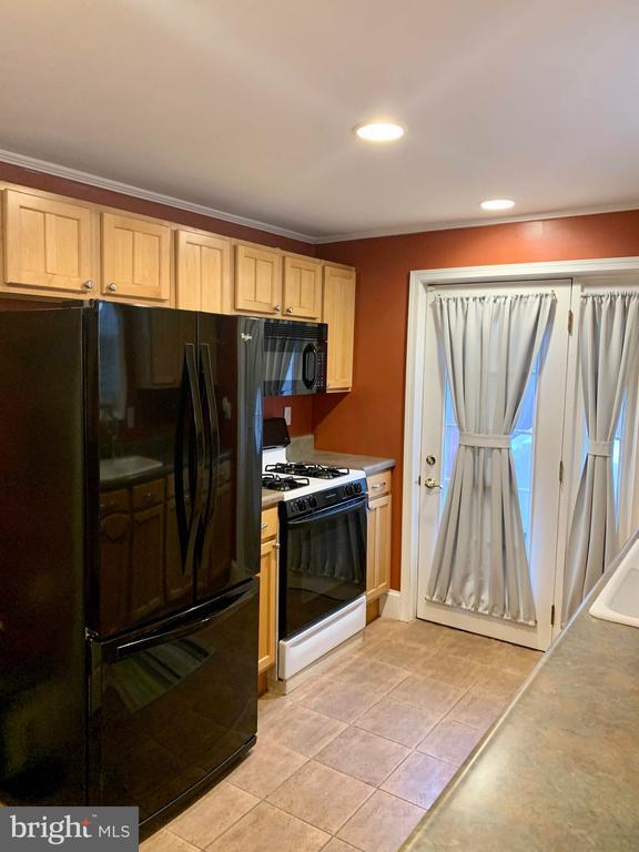 Photo - 812 N Judson St