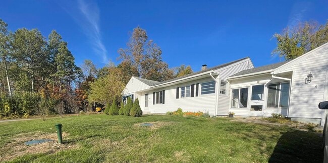 Photo - 290 Killington Ave