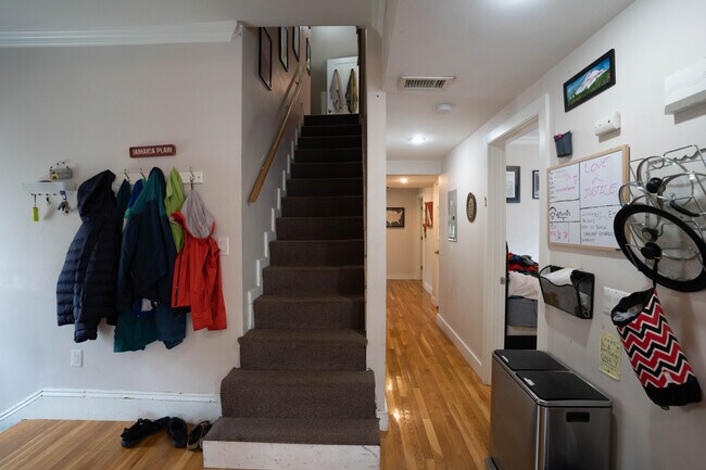 Photo - 66 Mozart St Unit 3