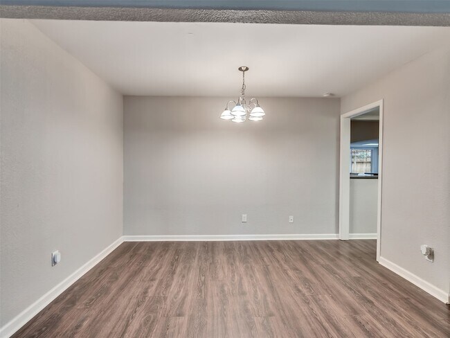 Photo - 2030 Lone Rock Dr