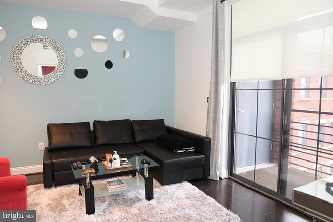 Photo - 1111 Oronoco St Unit 532