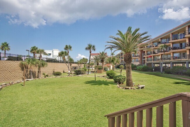Photo - 9520 Seawall Blvd