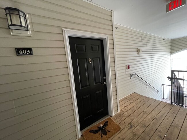 Photo - Stunning 3 Bed 2 Bath Condo In Amenity-rich Westchester At Stratford