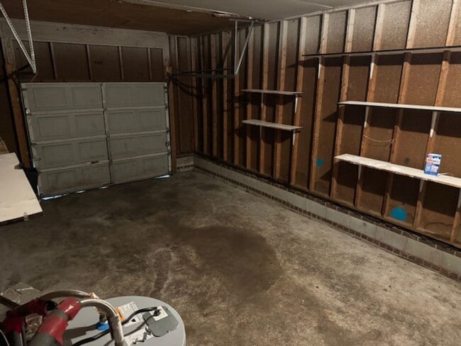 Photo - 321 Tall Pine Road