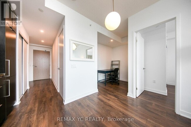 Photo - 125 Blue Jays Way Unit 4101