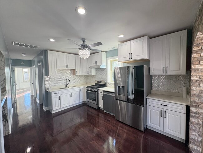 Photo - 2026 W McLean Ave