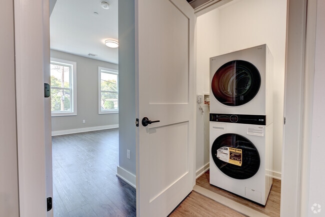 2BR, 2BA - In-Unit Laundry