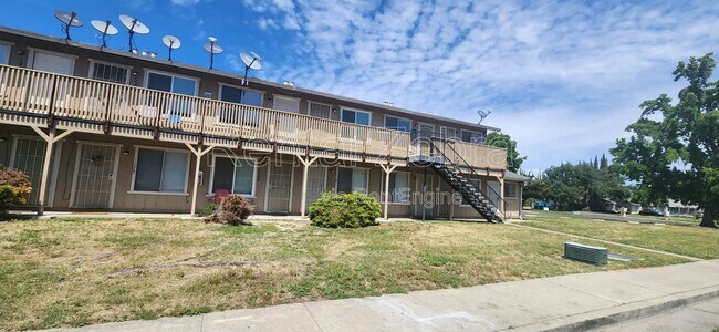 Photo - 1181 Kelso St
