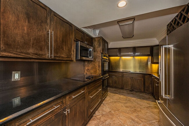 Photo - 2025 Lavers Cir