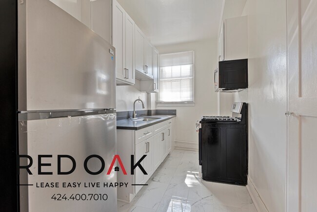 Photo - 2505 W 6th St Unit 203