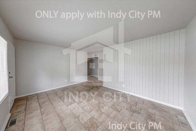 Photo - 3232 Normandy Rd