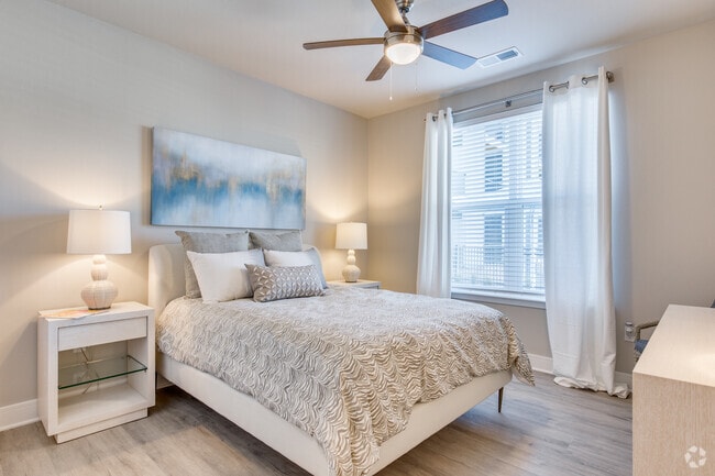 1BR, 1BA -707SF Bedroom - The Edison at Bridlespur