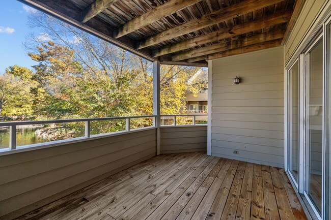 Photo - 2505 Stockbridge Dr