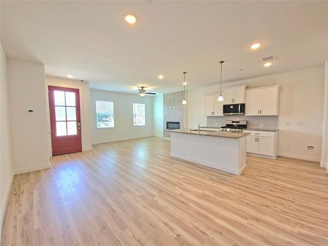 Photo - 1516 Solterra Blvd