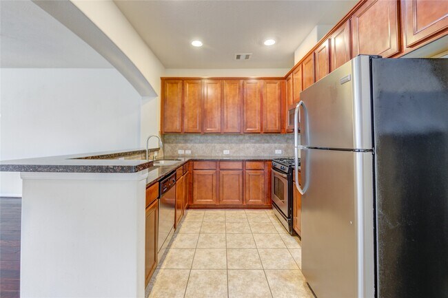 Photo - 8422 Sunset Loch Dr