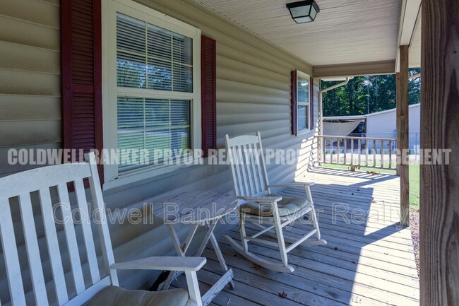 Photo - 150 Scenic Dr