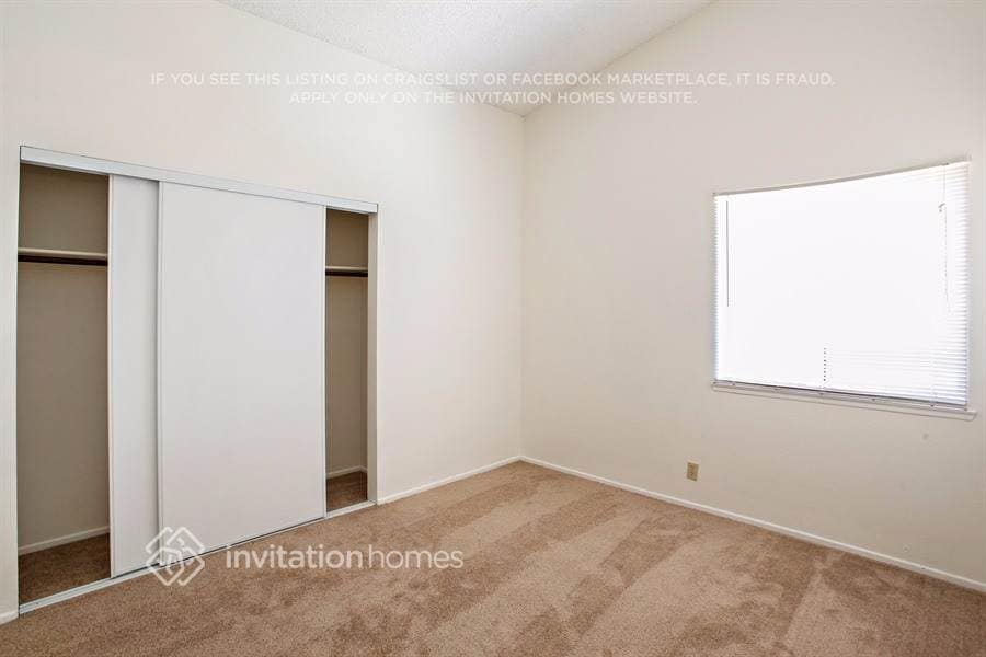 Photo - 610 E Eldorado Ln