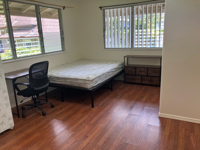 Photo - 3246 Kaohinani Dr