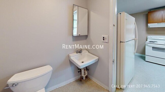 Photo - 15 Elm St Unit 4