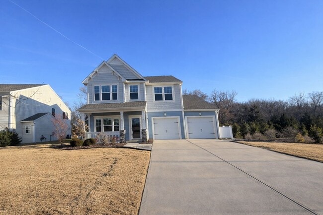 Photo - 2035 Beacon Ave