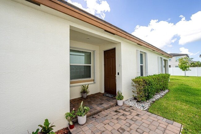 Photo - 12516 NW Toblin Ln