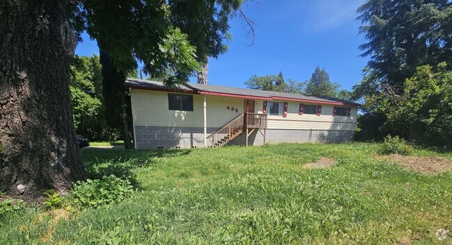 Building Photo - 3 Bedroom 1 Bathroom Home For Rent in Tehama!