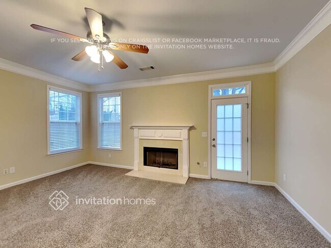 Photo - 635 Briarhurst Ct