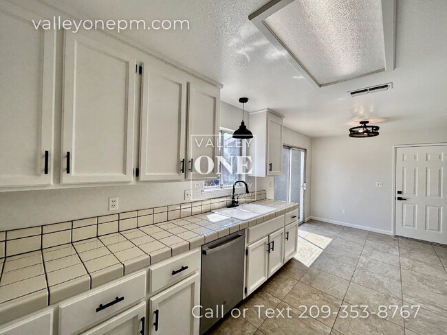 Photo - 808 Tassajara Ct