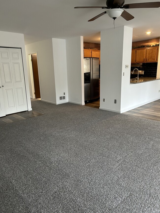 Photo - 48 Muirfield Dr