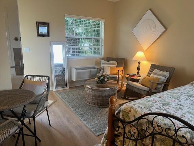 Photo - 8290 Mulligan Cir Unidad B