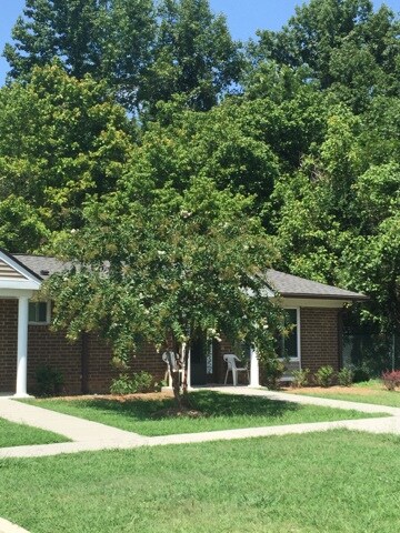 Palmetto Place