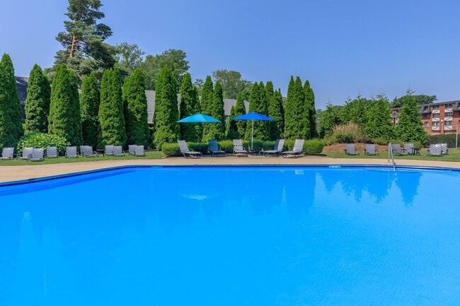 Photo - Woodcliff Estates