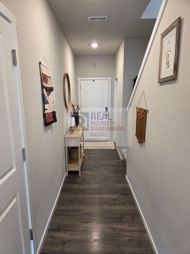 Photo - Check Out This Beautiful 4 Bedroom, 2.5 Bath Home!