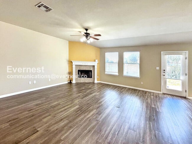 Photo - 1208 Willowbrook Dr