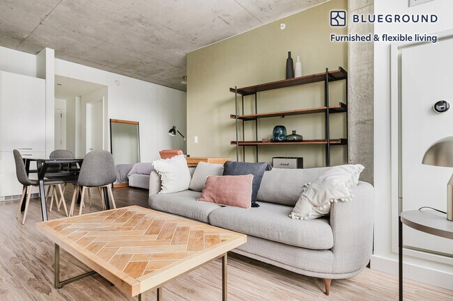 Photo - 165 N Desplaines St Unit FL10-ID1274