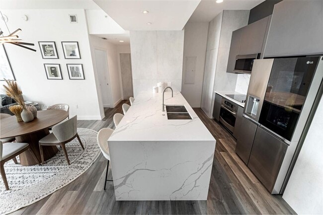 Photo - 333 NE 24th St Unit PH1910