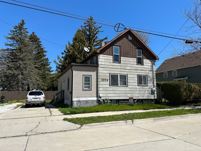 Photo - 1004 20th St Townhome