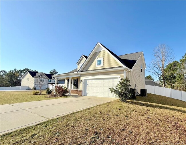 Photo - 15 Old Montague Way