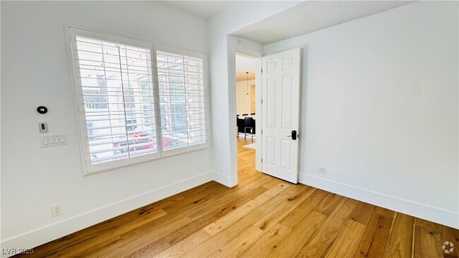 Building Photo - 3179 Palazzo Reale Ave Rental