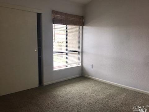 Photo - 19 Redwood Ct