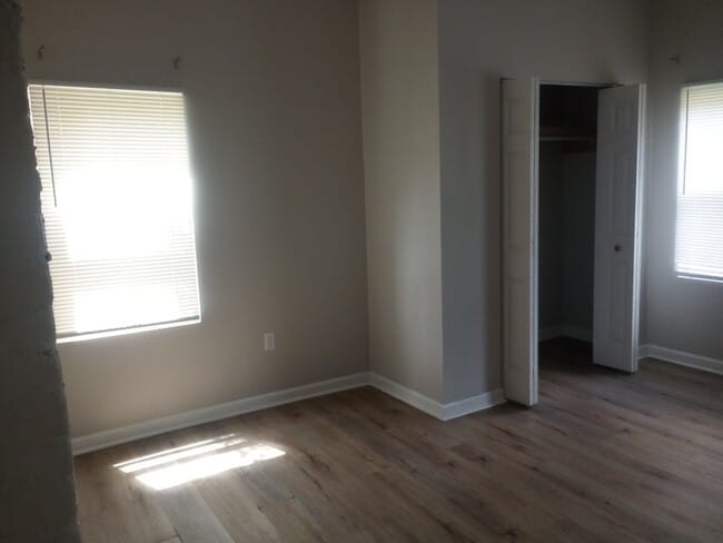 Photo - 184 Knuckles St