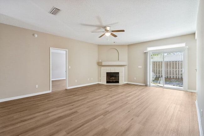 Photo - Central Island, 4 Bedroom + Office