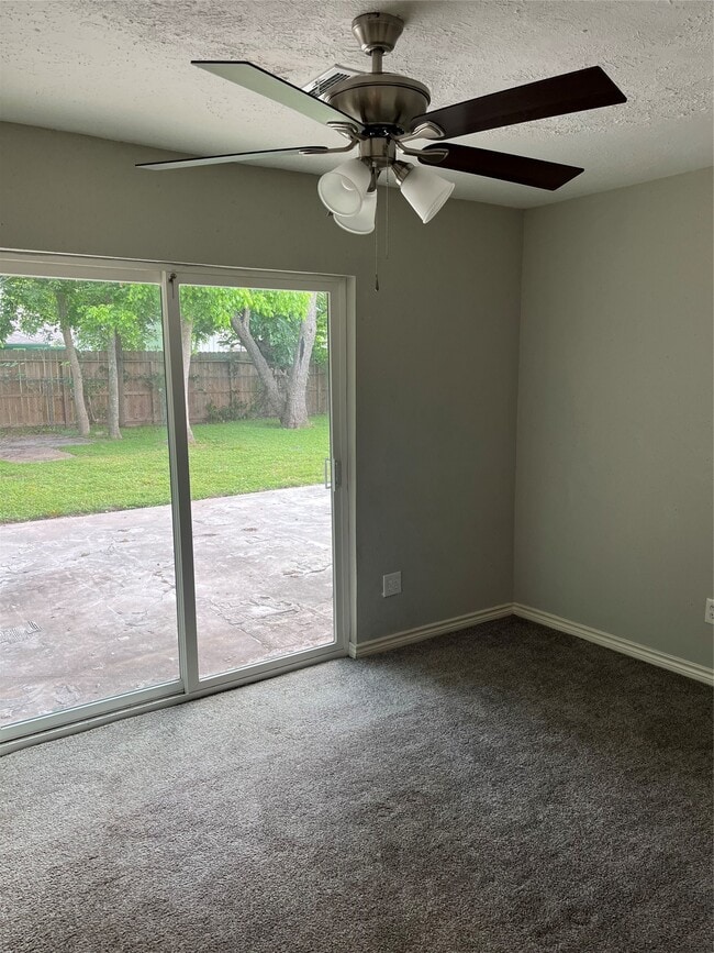 Building Photo - 5142 Madden Ln