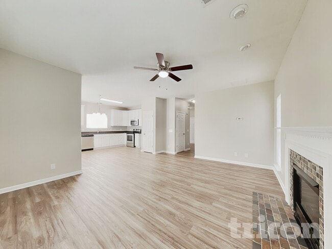 4616 Village Square Ct