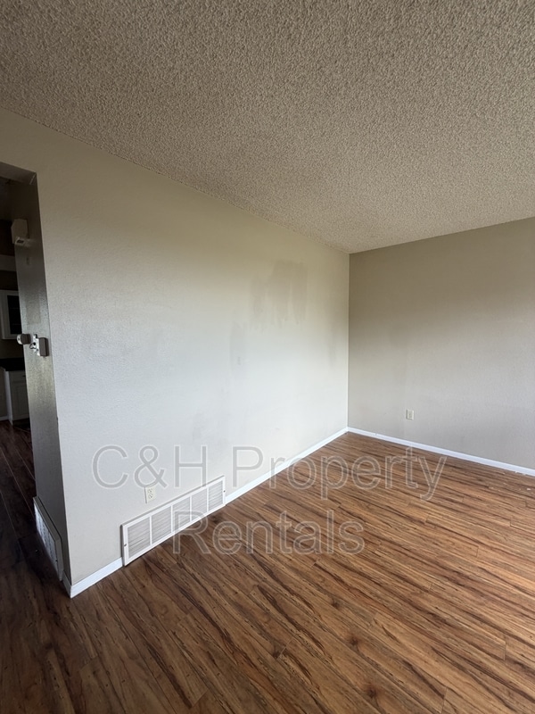 Photo - 2016 Clubhouse Way
