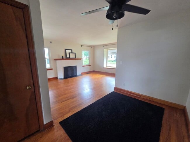 Photo - 124 High St